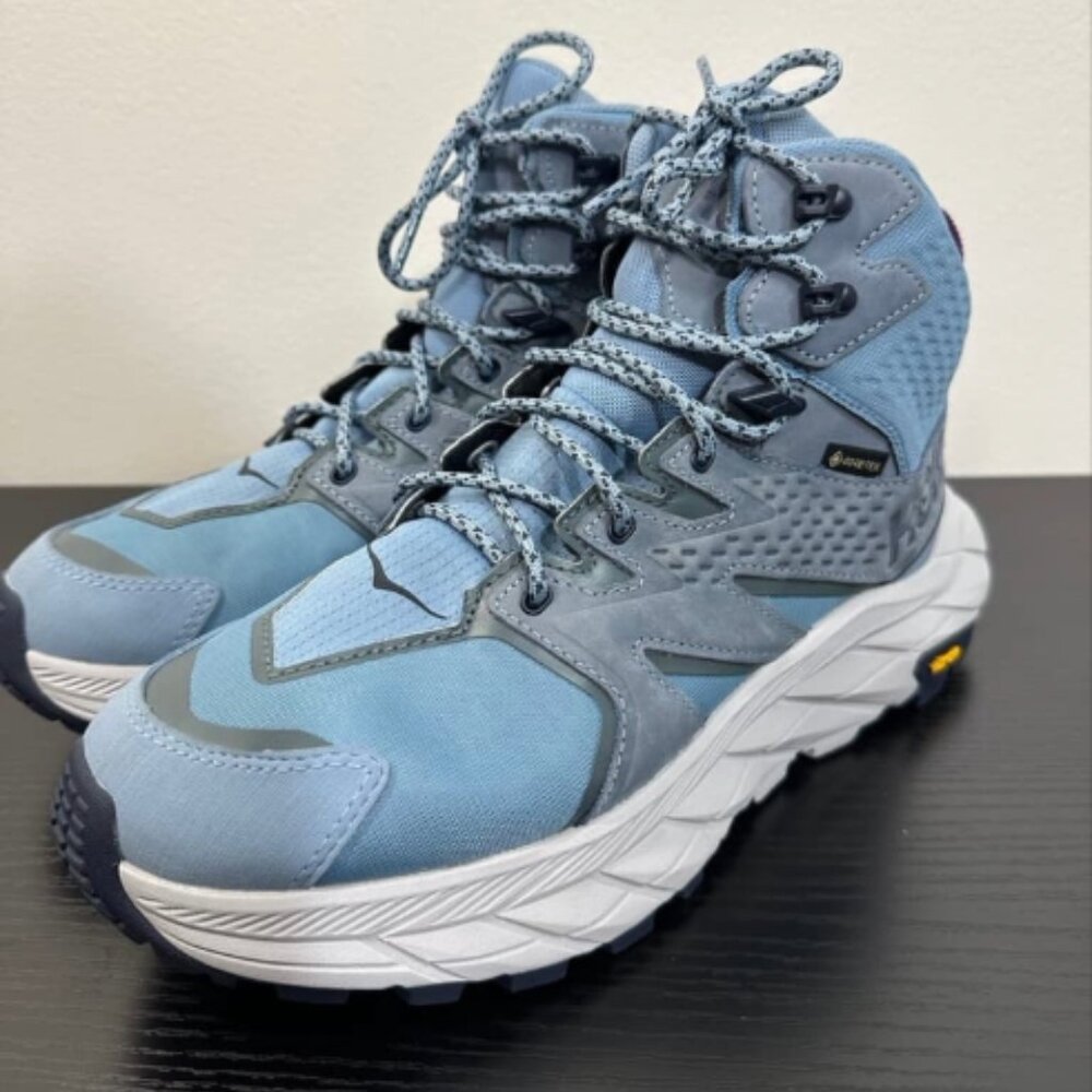 HOKA ONE ONE SPRING MIST ANACAPA MID GTX HIKER BOOTS , WOMEN US 9.5/ EUR 42 ~NEW